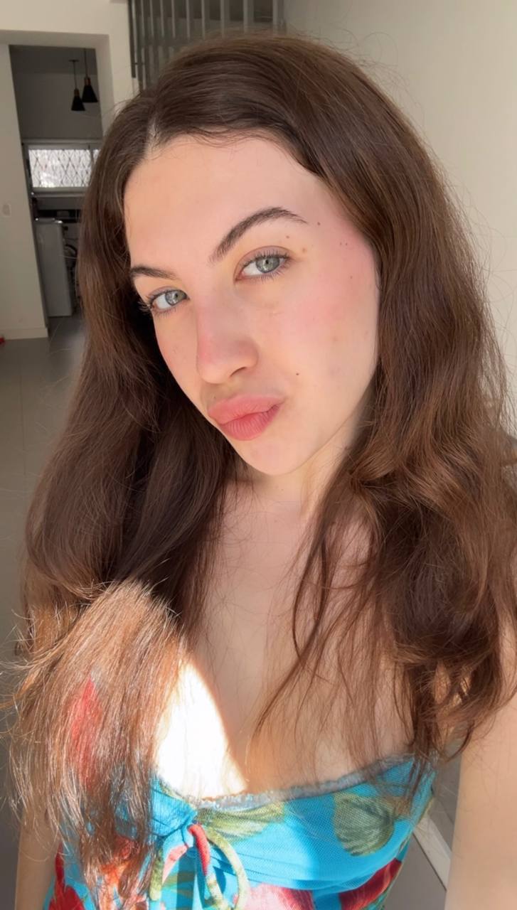 Nude girl Amber in Dubai