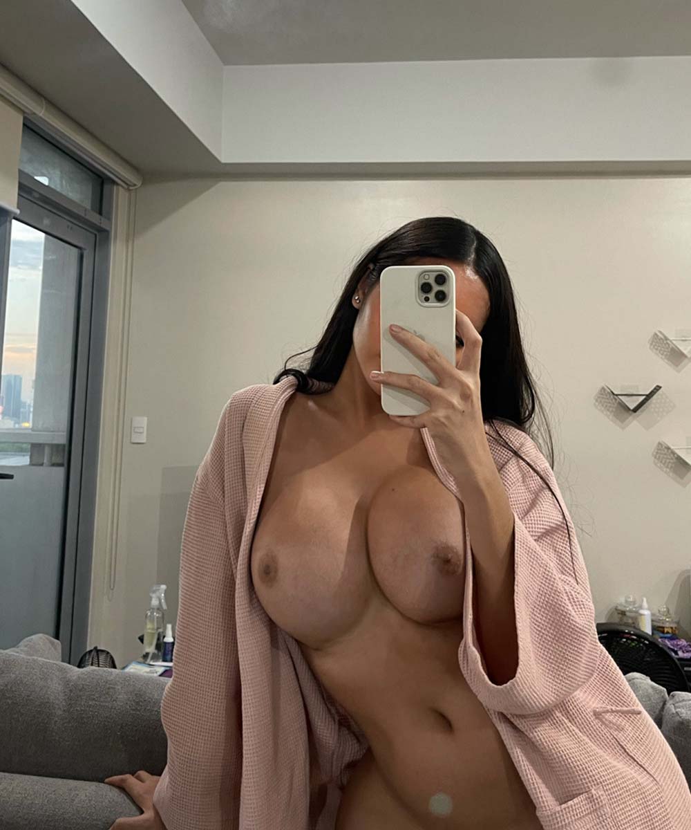 Angela Castellanos naked in Dubai